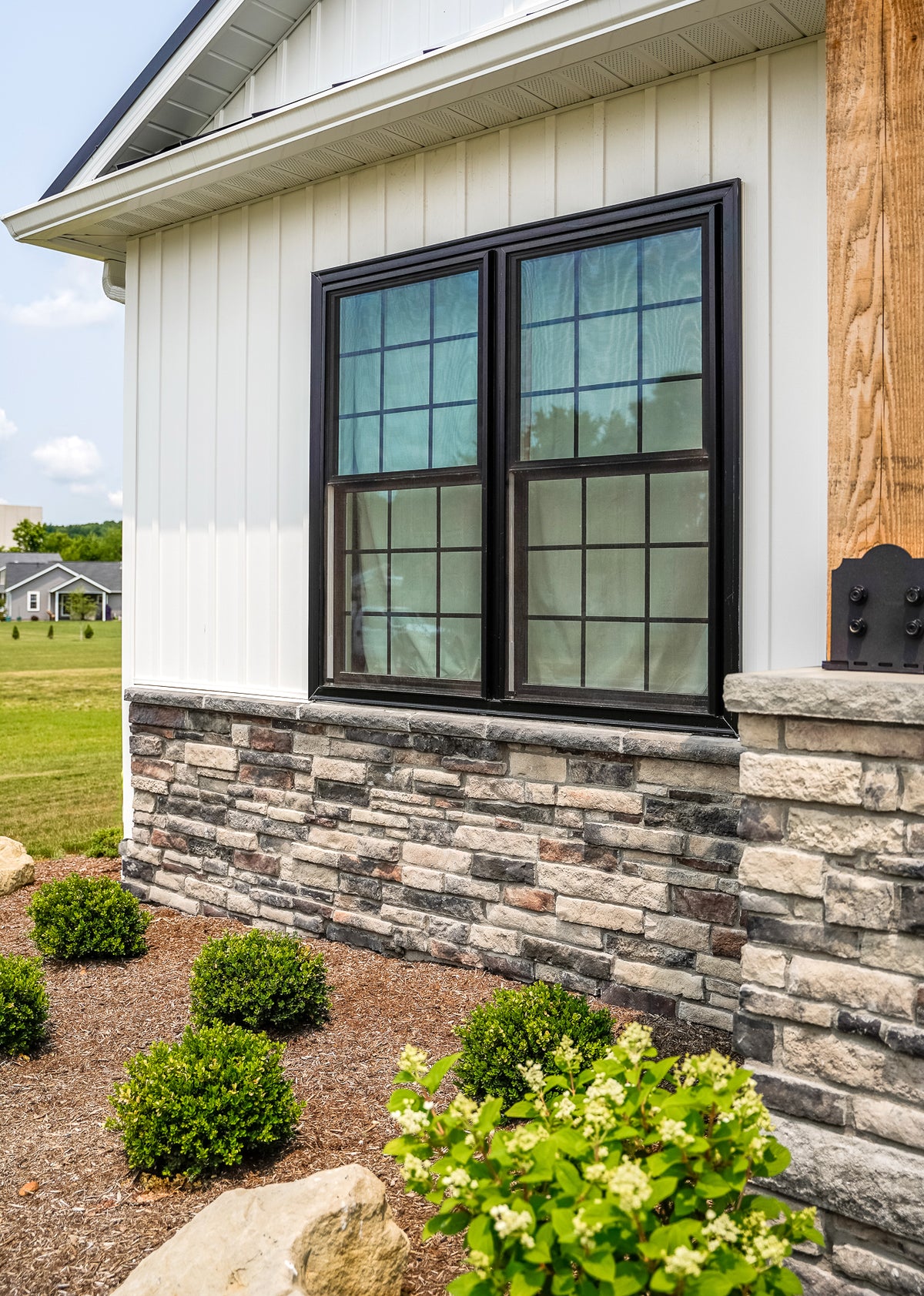 ProVia® Chisel Cut Stone Veneer